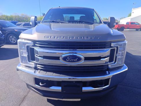 Used 2019 Ford F250 XLT AWD/4WD image 4