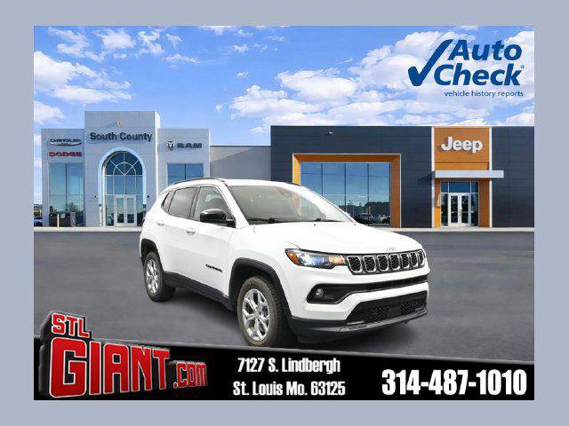Certified 2024 Jeep Compass Latitude AWD/4WD image 1