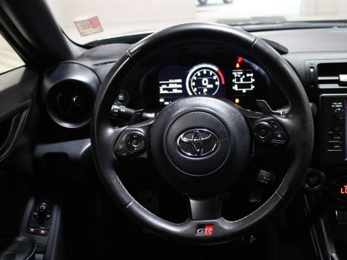 Used 2024 Toyota GR86 Premium RWD image 27