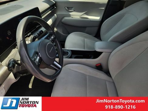 Used 2025 Hyundai Kona SEL AWD/4WD image 13