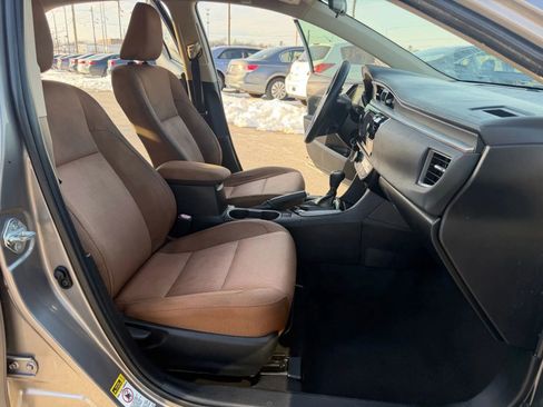 Used 2015 Toyota Corolla LE image 15