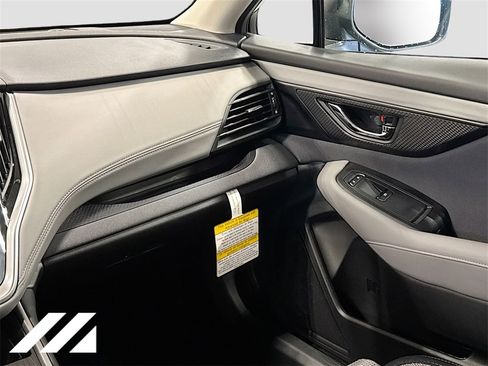 Used 2025 Subaru Outback Premium image 22