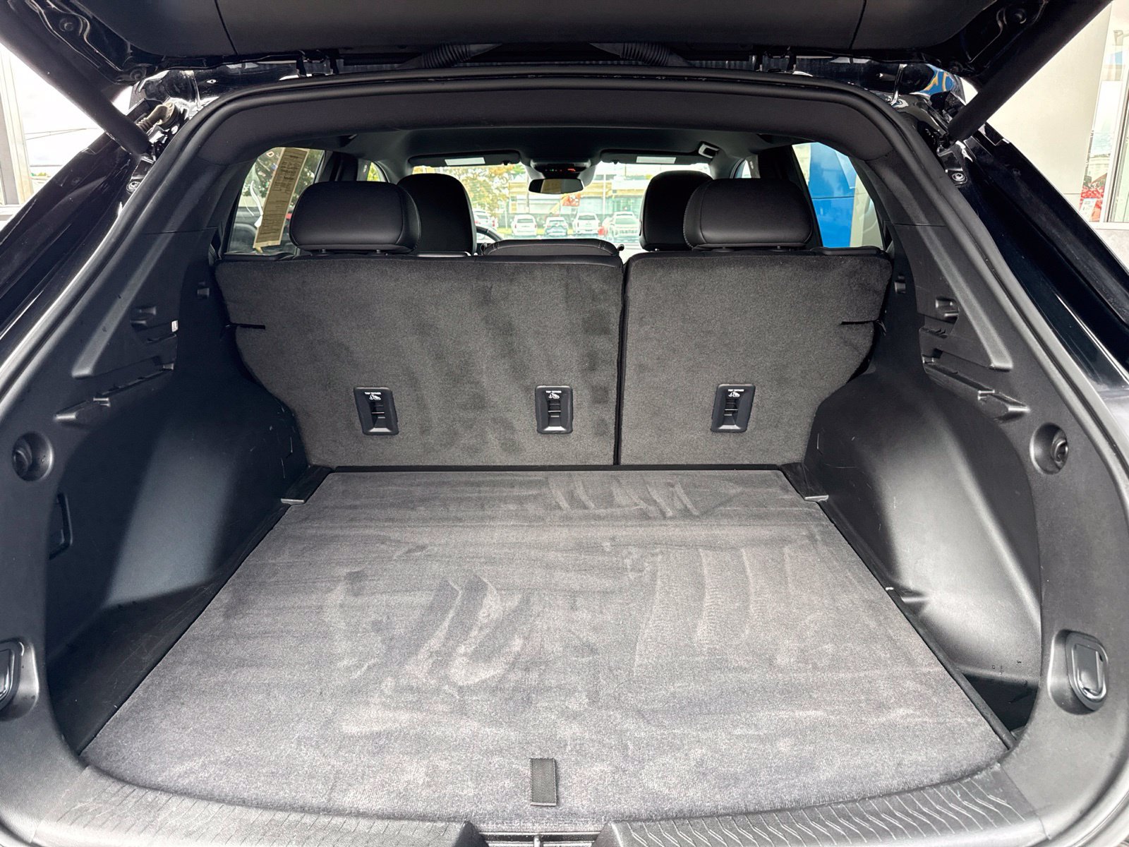 Used 2024 Chevrolet Equinox EV LT AWD/4WD image 14