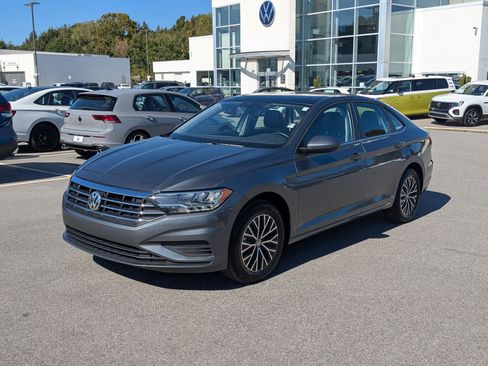 Used 2021 Volkswagen Jetta SE image 7