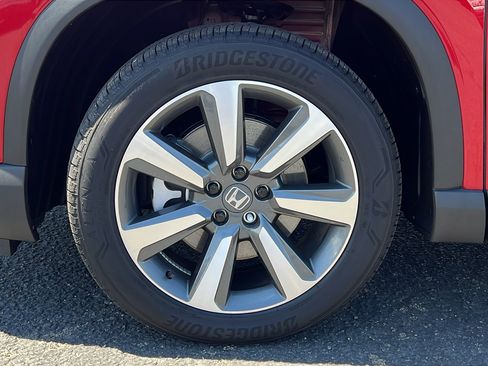 Used 2025 Honda Pilot Elite image 9