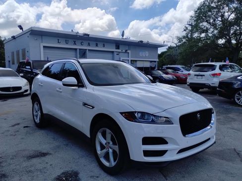 Used 2019 Jaguar F-PACE Premium AWD/4WD image 21