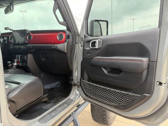 Used 2020 Jeep Gladiator Rubicon w/ Dual Top Group AWD/4WD image 46