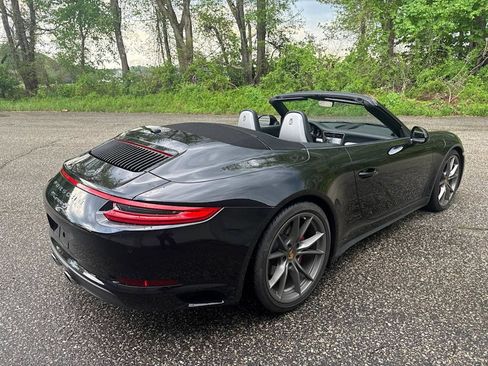 Certified 2017 Porsche 911 Carrera 4S AWD/4WD image 5