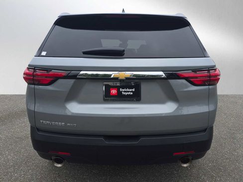 Used 2023 Chevrolet Traverse LS AWD/4WD image 4
