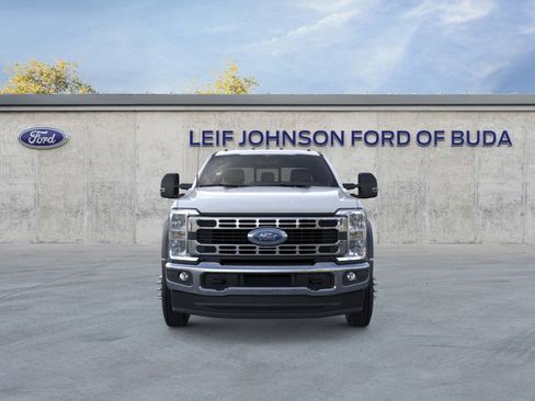 New 2025 Ford F450 XL w/ XL Chrome Package image 6