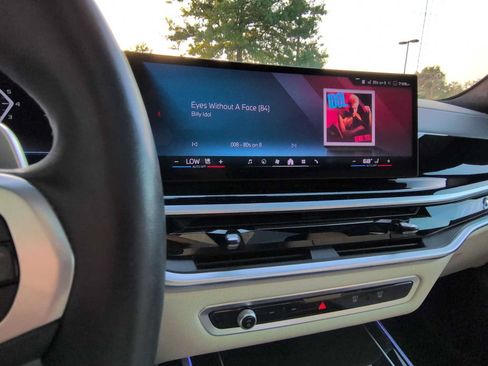Used 2024 BMW X7 M60i w/ Executive Package AWD/4WD image 30