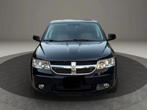 Used 2009 Dodge Journey SXT w/ Exterior Appearance Pkg FWD image 1