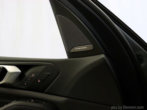 Used 2026 BMW X5 xDrive40i w/ Climate Comfort Package image 20