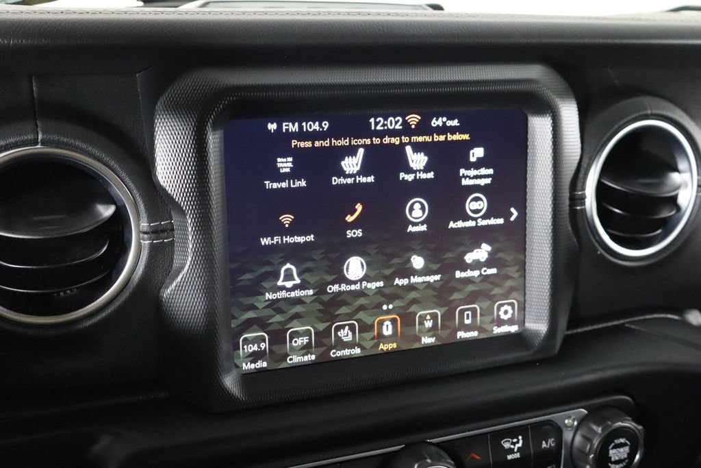 Used 2023 Jeep Wrangler Unlimited Sahara w/ Cold Weather Group AWD/4WD image 30