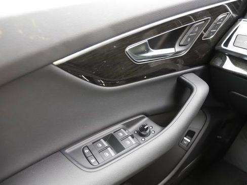 New 2026 Audi Q7 2.0T Premium image 25