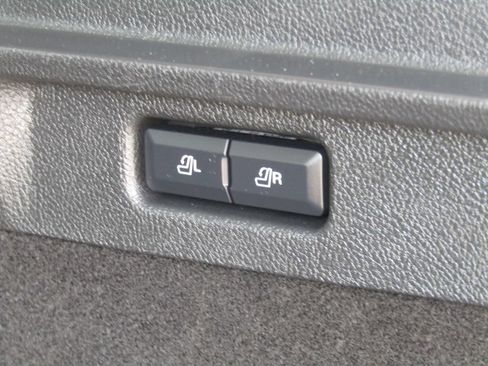 Used 2023 Lincoln Corsair AWD w/ Equipment Group 101A image 24