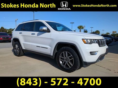 Used 2021 Jeep Grand Cherokee Limited AWD/4WD image 2