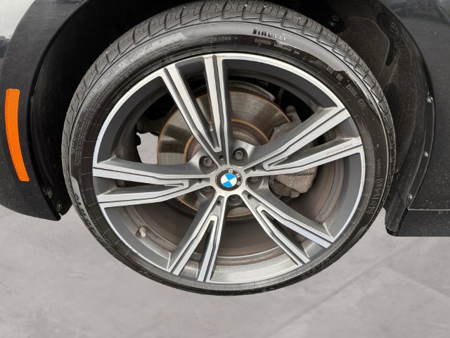 Used 2023 BMW 330i xDrive Sedan w/ Premium Package AWD/4WD image 14