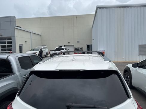 Used 2017 Toyota Highlander Limited FWD image 7