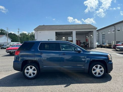 Used 2017 GMC Terrain SLE AWD/4WD image 14