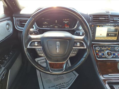 Used 2017 Lincoln Continental Reserve w/ Luxury Package image 14
