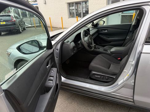 Used 2024 Honda Accord EX image 12