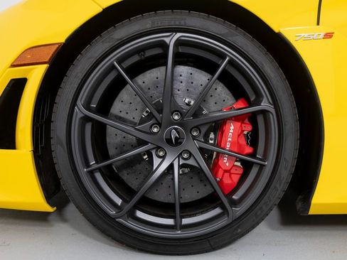 New 2024 McLaren 750S Spider image 10