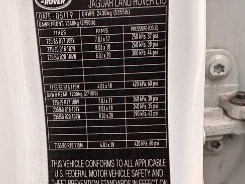 Used 2020 Land Rover Range Rover Evoque S image 22