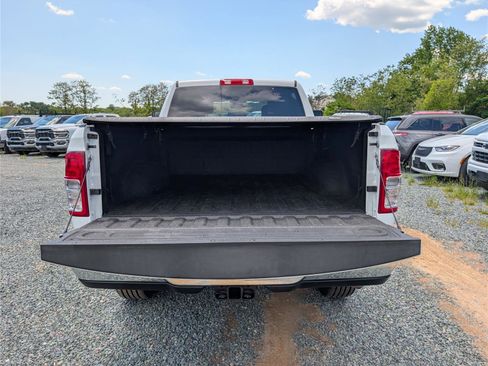 Used 2021 RAM 2500 Big Horn w/ Level 1 Equipment Group AWD/4WD image 12