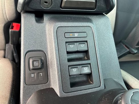 Used 2023 Ford Bronco Big Bend AWD/4WD image 25