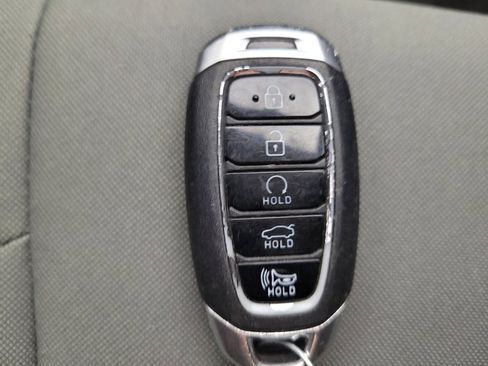 Used 2023 Hyundai Elantra SEL w/ Cargo Package FWD image 32