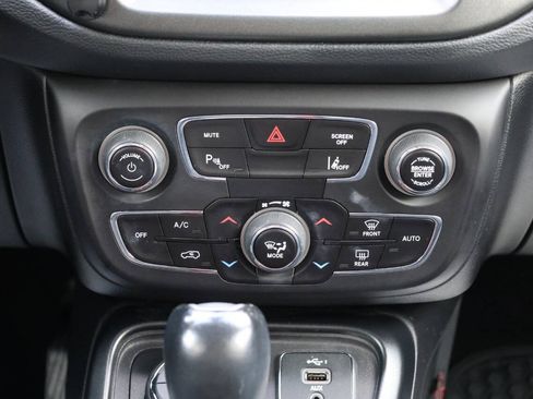 Used 2019 Jeep Compass Trailhawk w/ Safety & Security Group AWD/4WD image 21
