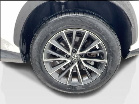 Used 2024 Lexus NX 250 FWD w/ Towing Package (2000 Lbs) image 11