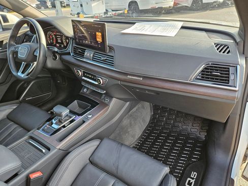 Used 2021 Audi Q5 Prestige image 34