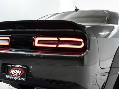 Used 2020 Dodge Challenger R/T Scat Pack RWD image 12