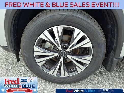 Used 2023 Nissan Rogue SV AWD/4WD image 28
