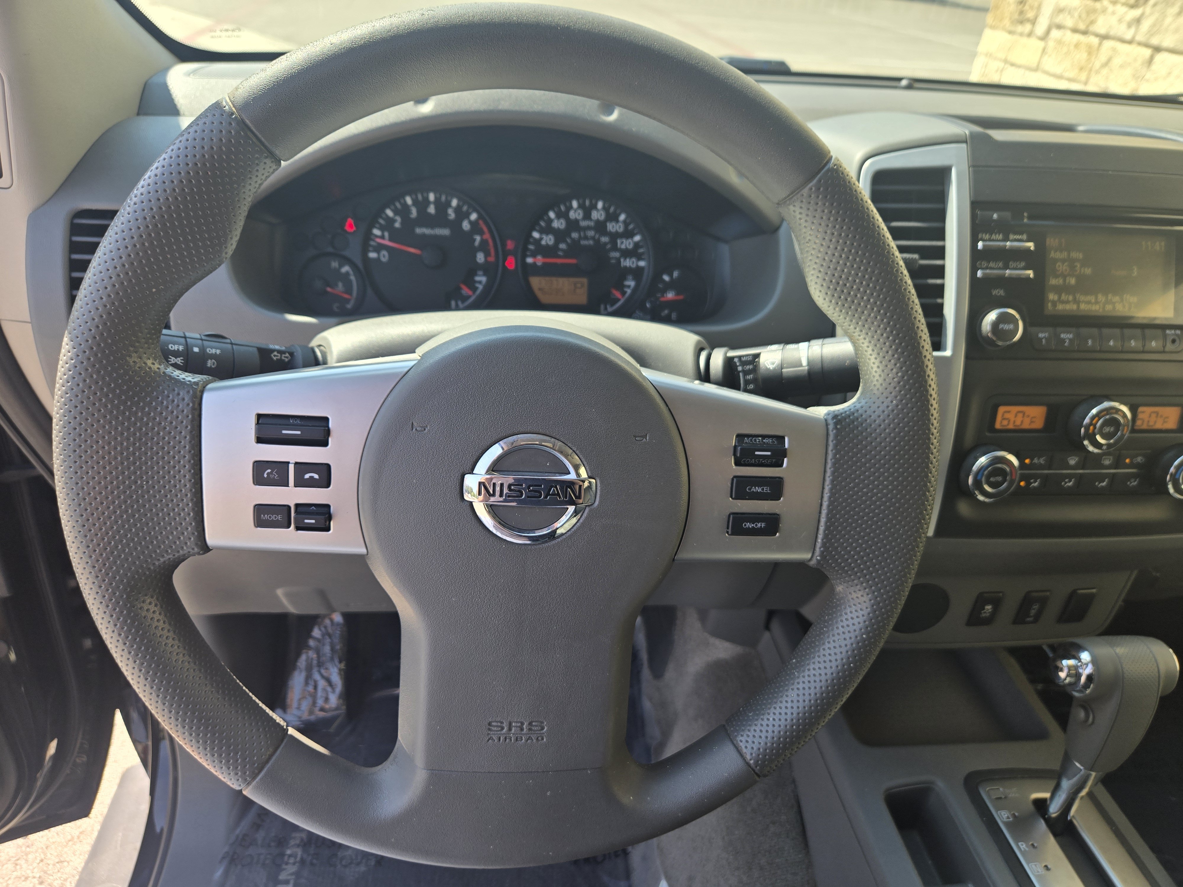 Used 2013 Nissan Frontier SV w/ SV Value Truck Pkg RWD image 12