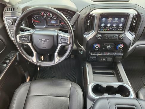 Used 2021 Chevrolet Silverado 1500 LT Trail Boss w/ Convenience Package II image 27
