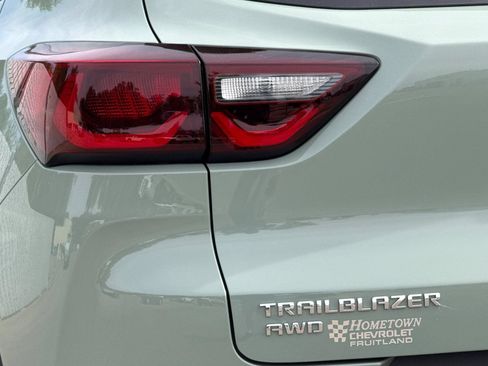 New 2026 Chevrolet TrailBlazer ACTIV w/ Driver Confidence Package AWD/4WD image 23