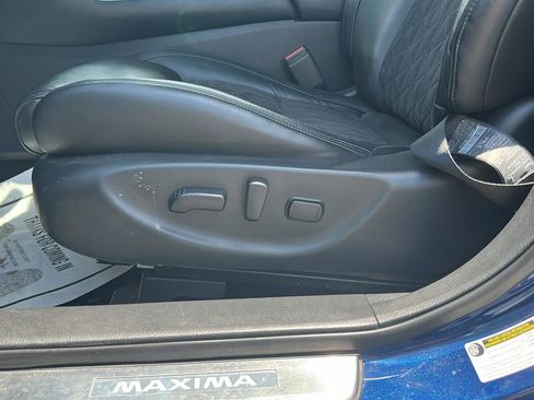 Used 2017 Nissan Maxima SR w/ Midnight Edition FWD image 10