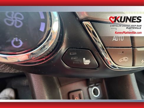 Used 2019 Chevrolet Cruze LT w/ LT True North Edition FWD image 30