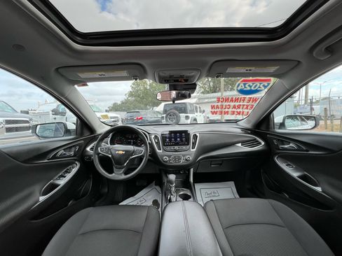 Used 2024 Chevrolet Malibu LT image 24