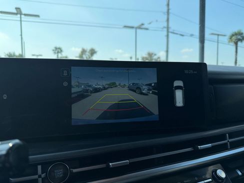 Used 2025 Hyundai Santa Fe SEL image 24