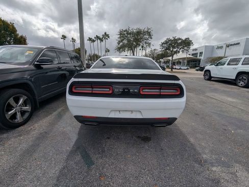 Used 2019 Dodge Challenger SXT w/ Blacktop Package image 4