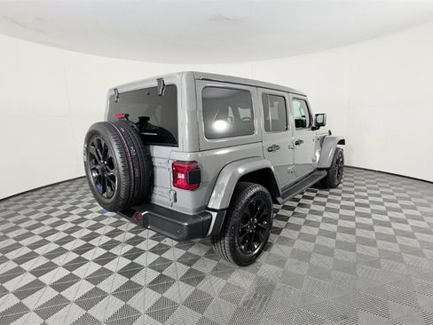 Used 2023 Jeep Wrangler Sahara w/ Safety Group image 5