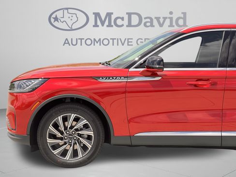 New 2026 Lincoln Aviator 2WD image 31