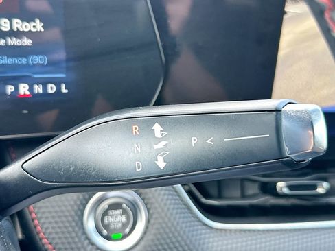 Used 2025 Chevrolet Equinox RS image 18