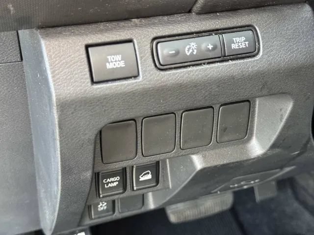 Used 2022 Nissan Frontier SV AWD/4WD image 30