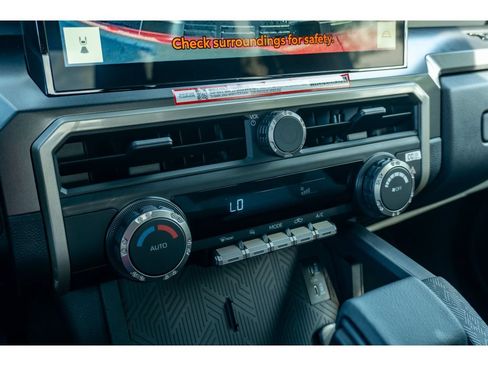 Certified 2026 Toyota Tacoma TRD Off-Road AWD/4WD image 24