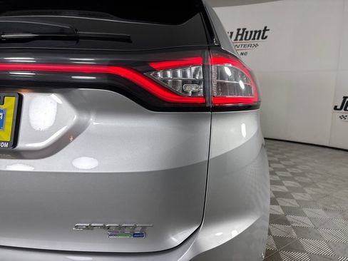 Used 2018 Ford Edge Sport w/ Equipment Group 401A AWD/4WD image 38